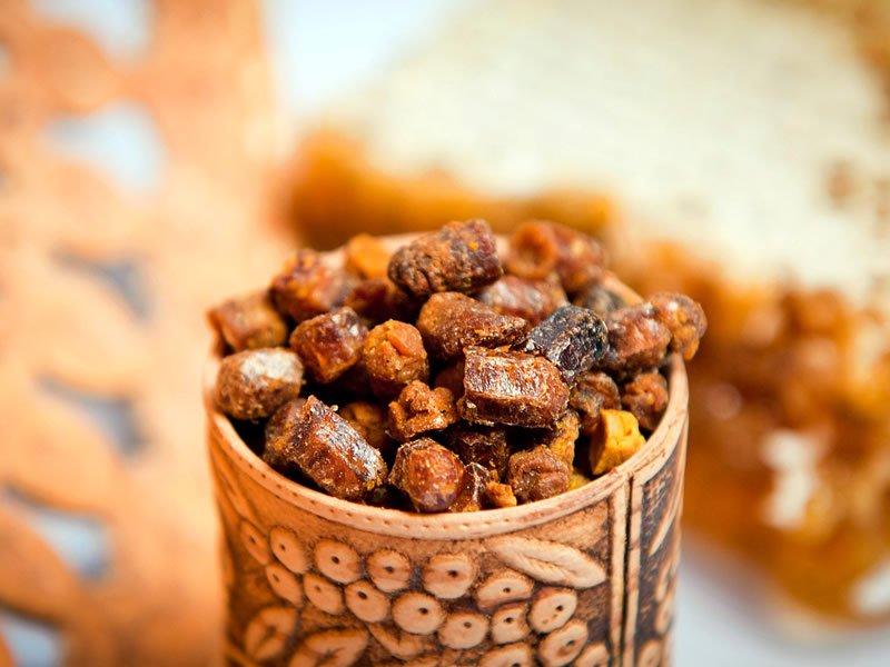 Arı Ekmeği (Perga) Nedir? Faydaları Nelerdir? Kullananlar ve Yorumlar