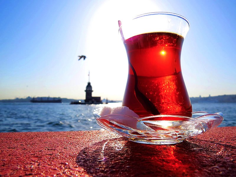 Çay Nedir? Nasıl Güzel Demlenir? Ne Zaman Keşfedildi? Çayın Faydaları ve Zararları