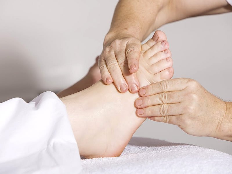 Diyabetik ayak nedir? Tedavisi ve bakımı nasıl olur? Diyabetik ayak nedir? Tedavisi ve bakımı nasıl olur?