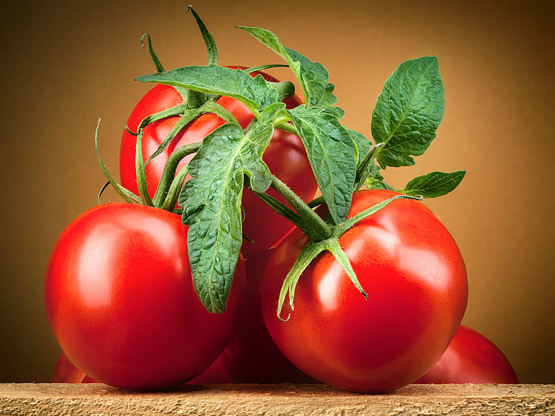 Domatesin Cilde Faydaları ve Zararları Nelerdir? Cilt Lekelerine İyi Gelir mi?