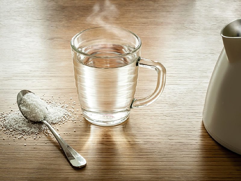 Ilık Su Zayıflatırmı? Limonlu Ilık Su Kilo Verdirir mi? Ilık Su İçmenin Faydaları