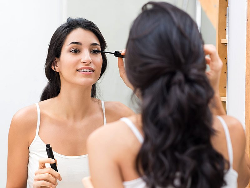 Kirpikleri Dolgunlaştırmak için Ne Yapmalı? Kirpikleri Dolgunlaştırmak için Ne Yapmalı?