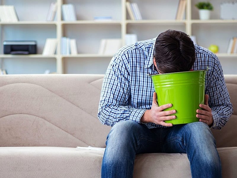 Oruçluyken Mide Bulantısı Neden Olur?