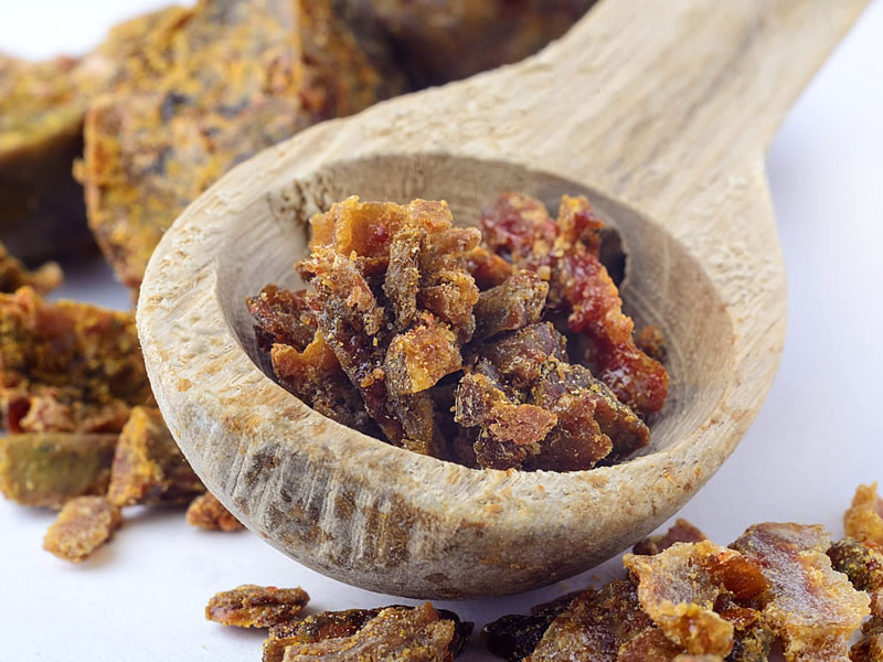 Propolis Koronaya İyi Gelir mi? Etkisi Nedir? Korur mu?