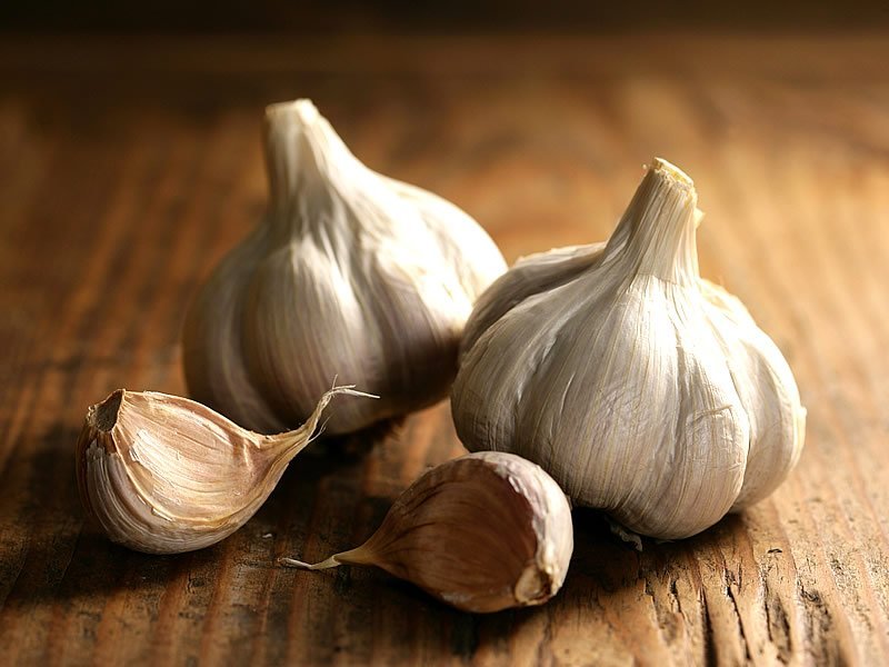 Sarımsak Yutmak Koku Yaparmı? Sarımsak Yutmanın Faydaları ve Zararları