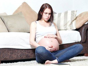 Hamileyken Bebek Emzirmek Zararlımı?
