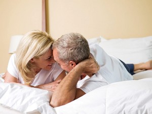 Menopoz Cinselliği Öldürür mü? Nasıl Etkiler?