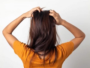 Saç Diplerinde Sivilce Neden Çıkar? Kafada Çıkan İltihaplı Sivilceler ve Tedavisi