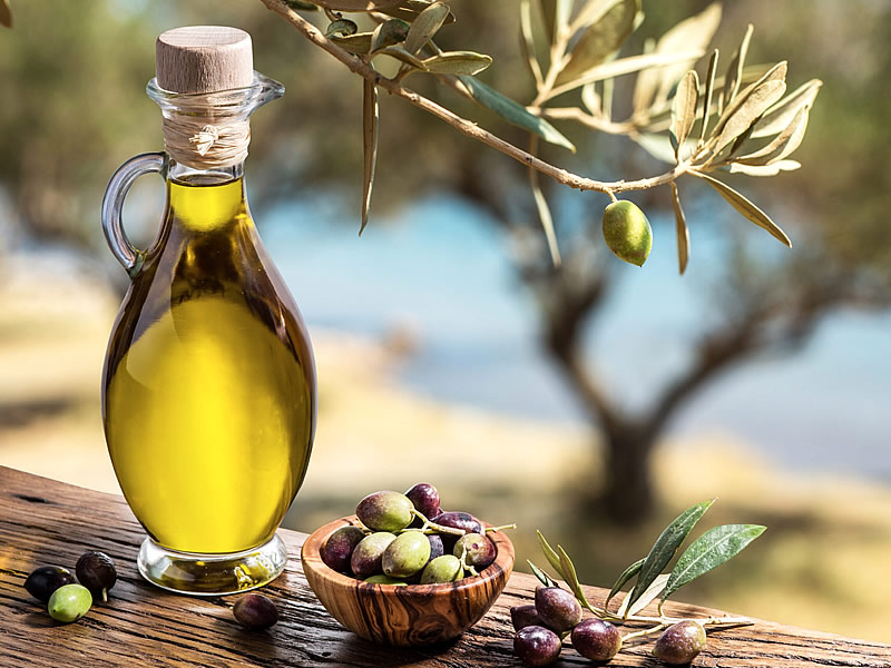 Zeytin Sütü Nedir? Faydaları Nelerdir? Nasıl Elde Edilir? Fiyatı Ne Kadar?